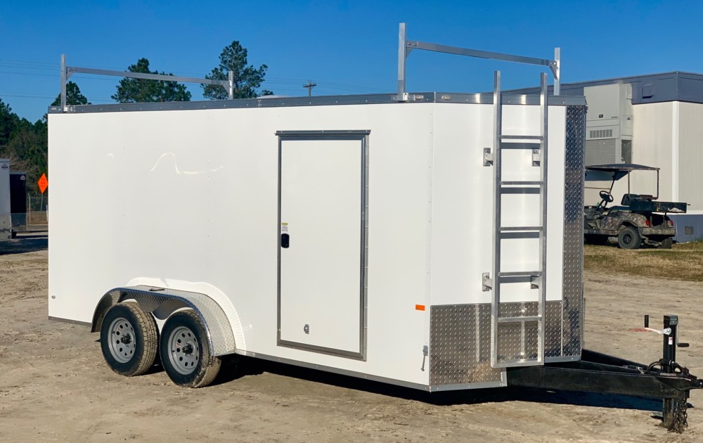 construction enclosed cargo trailer with walk on roof