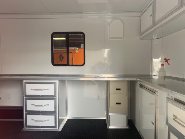 Mobile Office Trailers | Enclosed Mobile Office Trailers for Sale