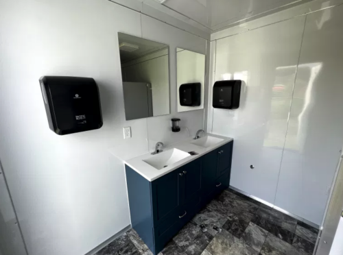 mobile bathroom trailer