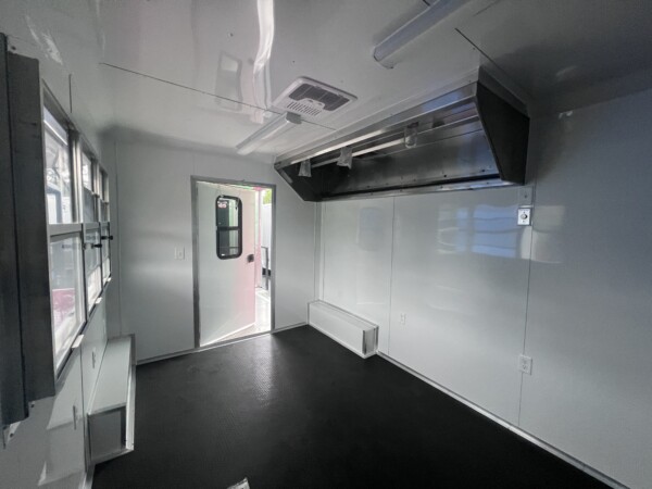 inside view bbq trailer 8.5 x 22