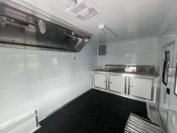 inside view bbq trailer 8.5 x 22