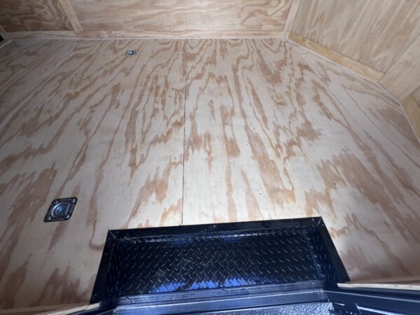 8.5x24ta Polycore enclosed trailer for sale