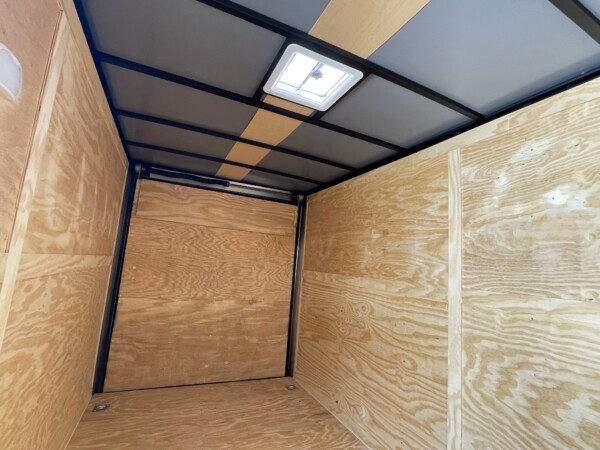 7 X 14 TA ENCLOSED CARGO TRAILER inside view