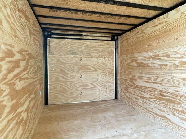 86089 7 X 14ta white BO ENCLOSED TRAILER