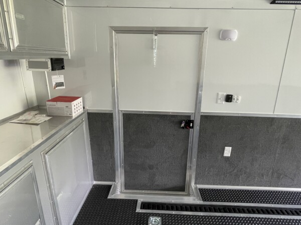 Rock Solid 8.5x32 Race Car Trailer – Loaded, A/C, Cabinets, 7000lb Torsion Axles for Sale in White & Silverfrost