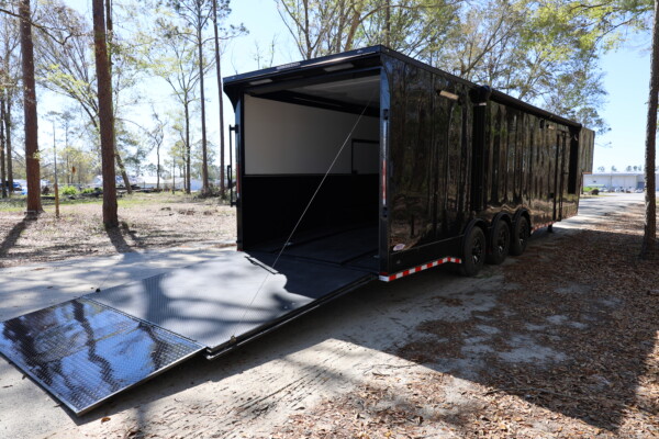 Freedom Trailers 8.5 X 40 GOOSENECK Enclosed Trailer - Image 8