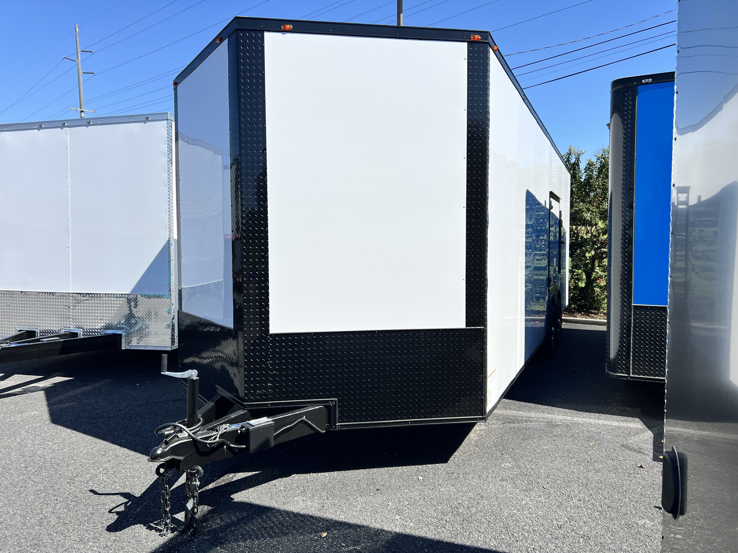 8.5 X 24 TA ENCLOSED CARGO TRAILER