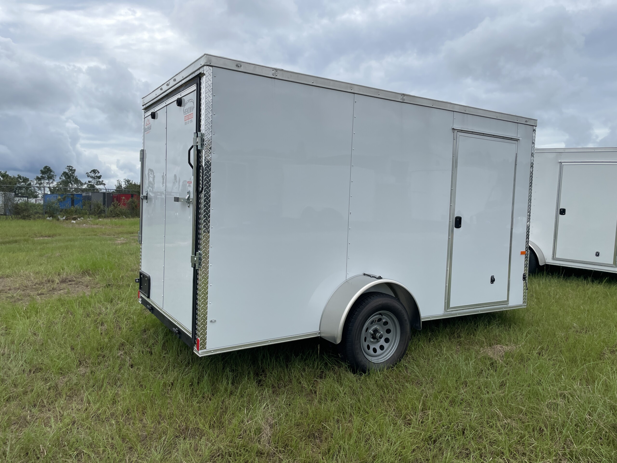 6 X 12 SA ENCLOSED CARGO TRAILER - Image 7