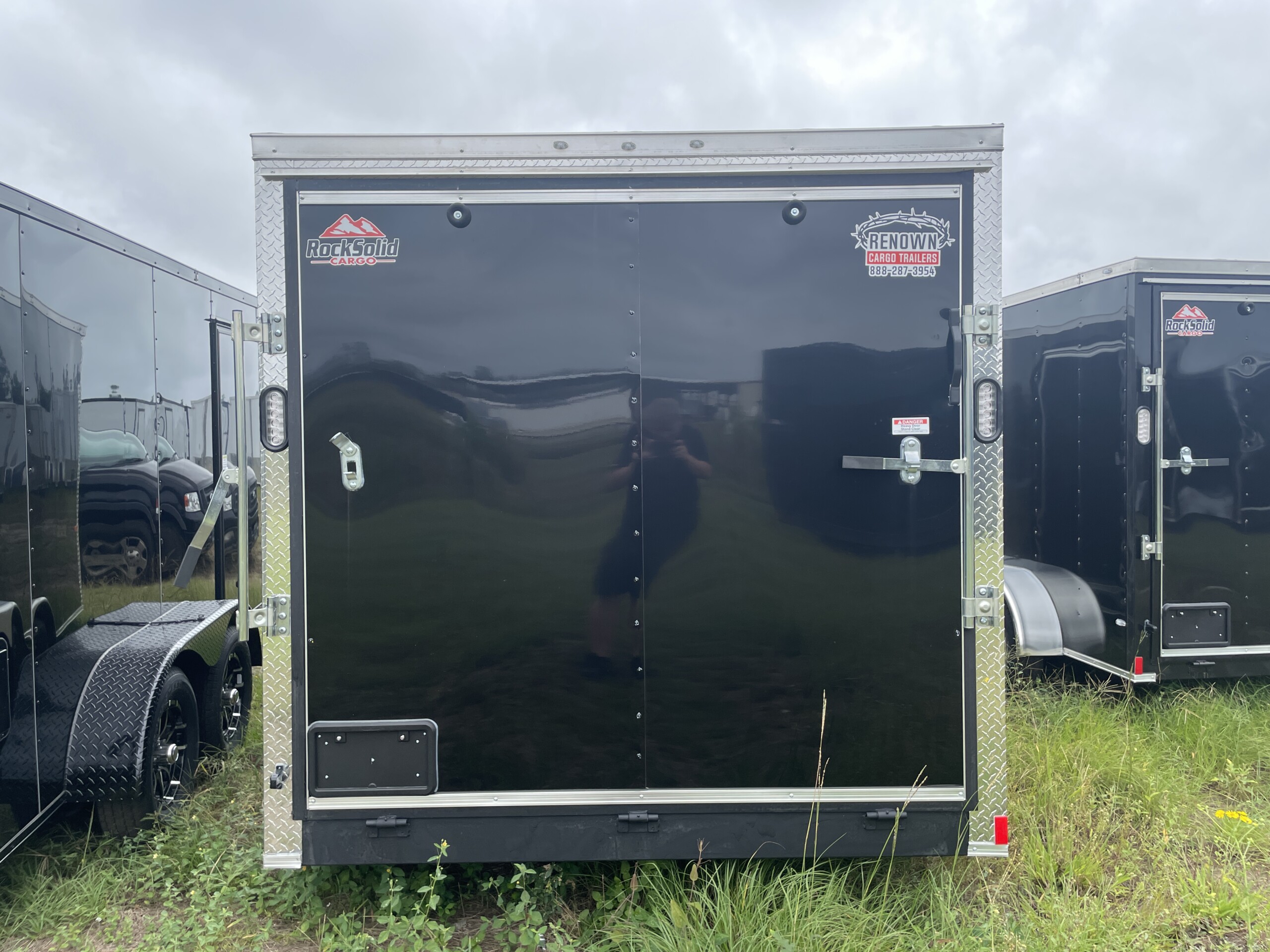 7 X 16 TA ENCLOSED CARGO TRAILER - Image 5