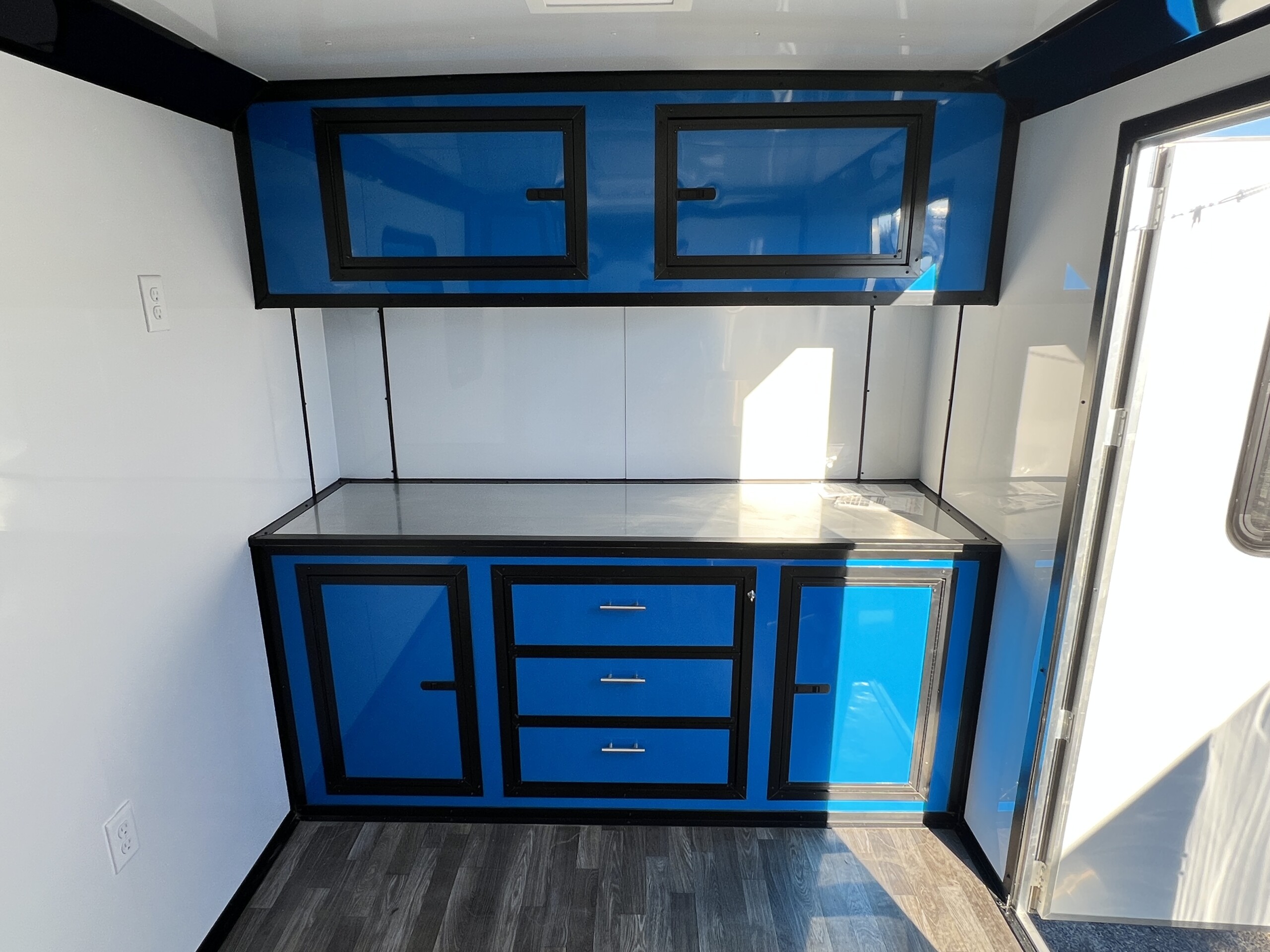 7 X 14 TA PET GROOMING TRAILER - GENESIS SERIES - Image 10