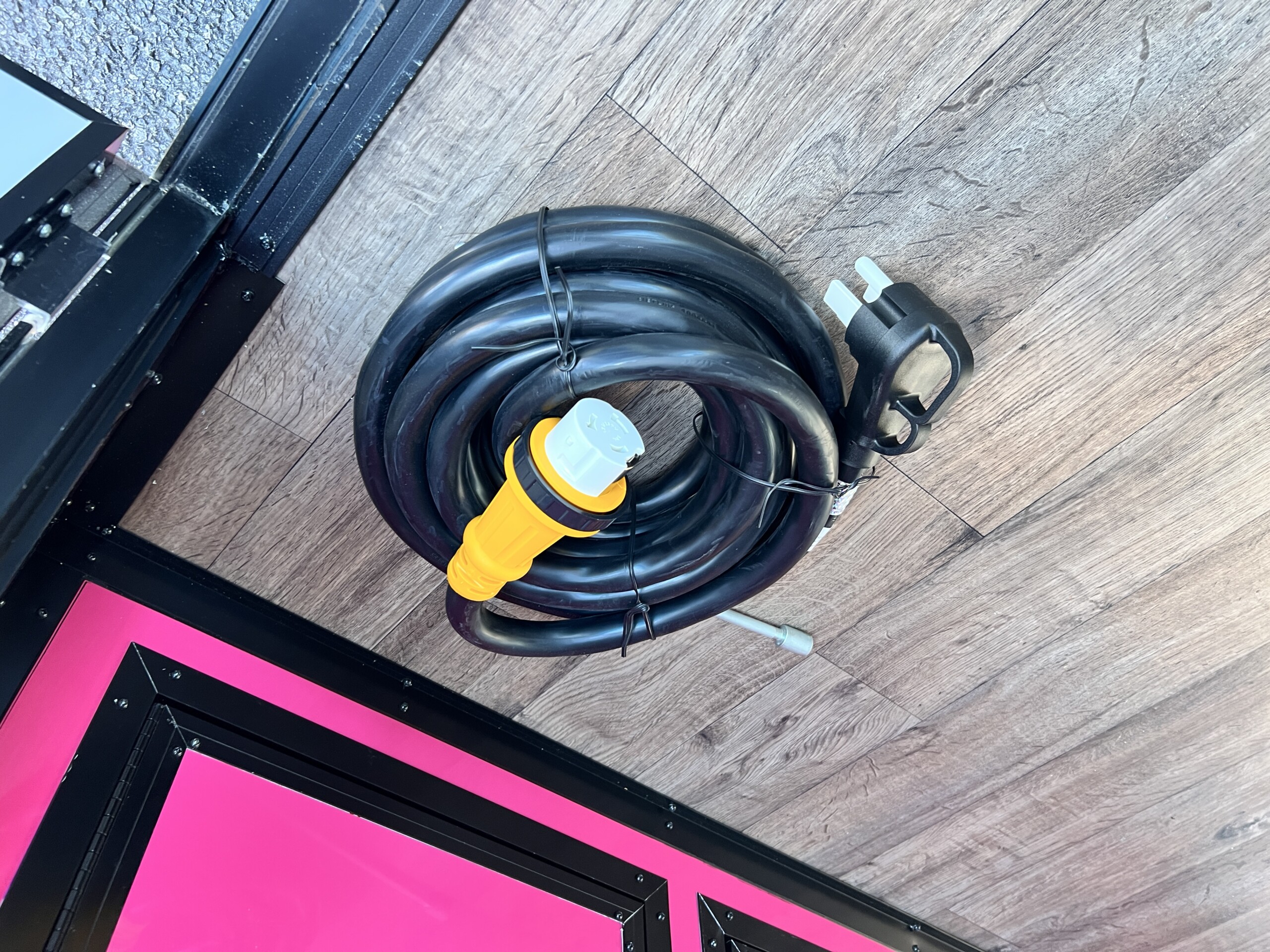 7 X 14 TA PET GROOMING TRAILER - GENESIS SERIES - Image 7