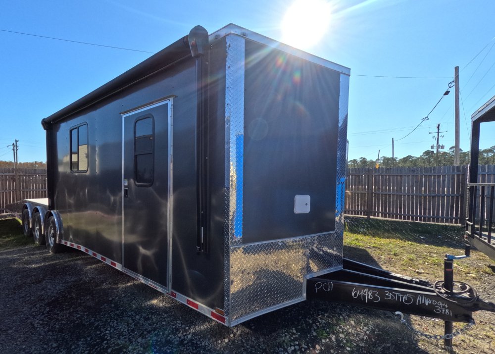 8.5x30TTA5 CHARCOAL HYBRID w/ BATHROOM