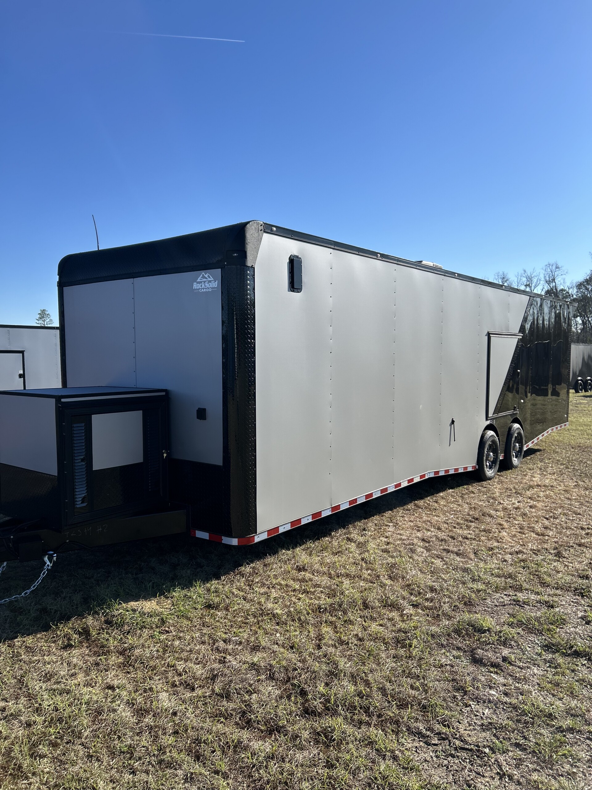 8.5X32TA LOADED RACE TRAILER - Image 6
