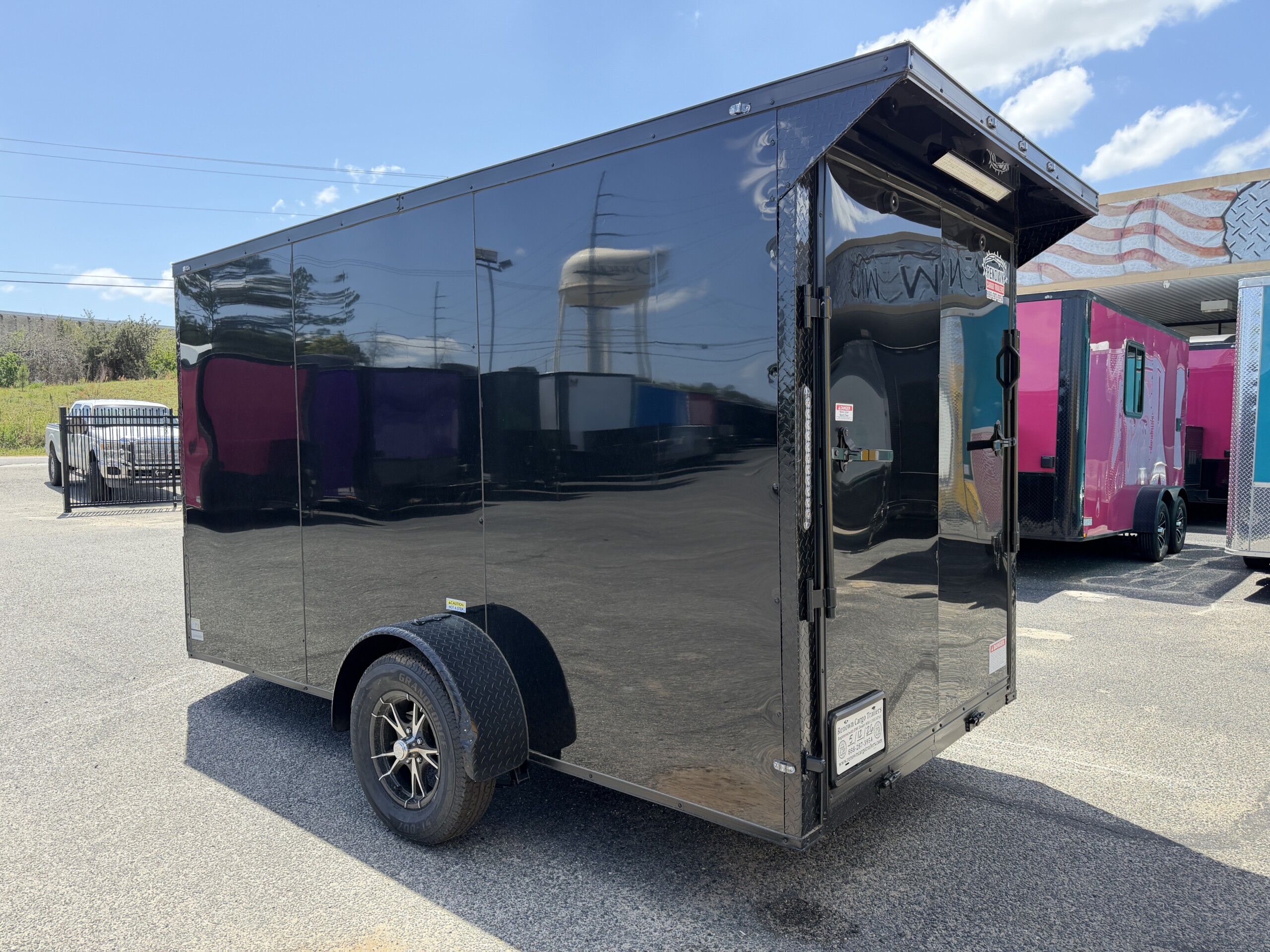 6 X 12 SA ENCLOSED CARGO TRAILER - Deep South - Image 3