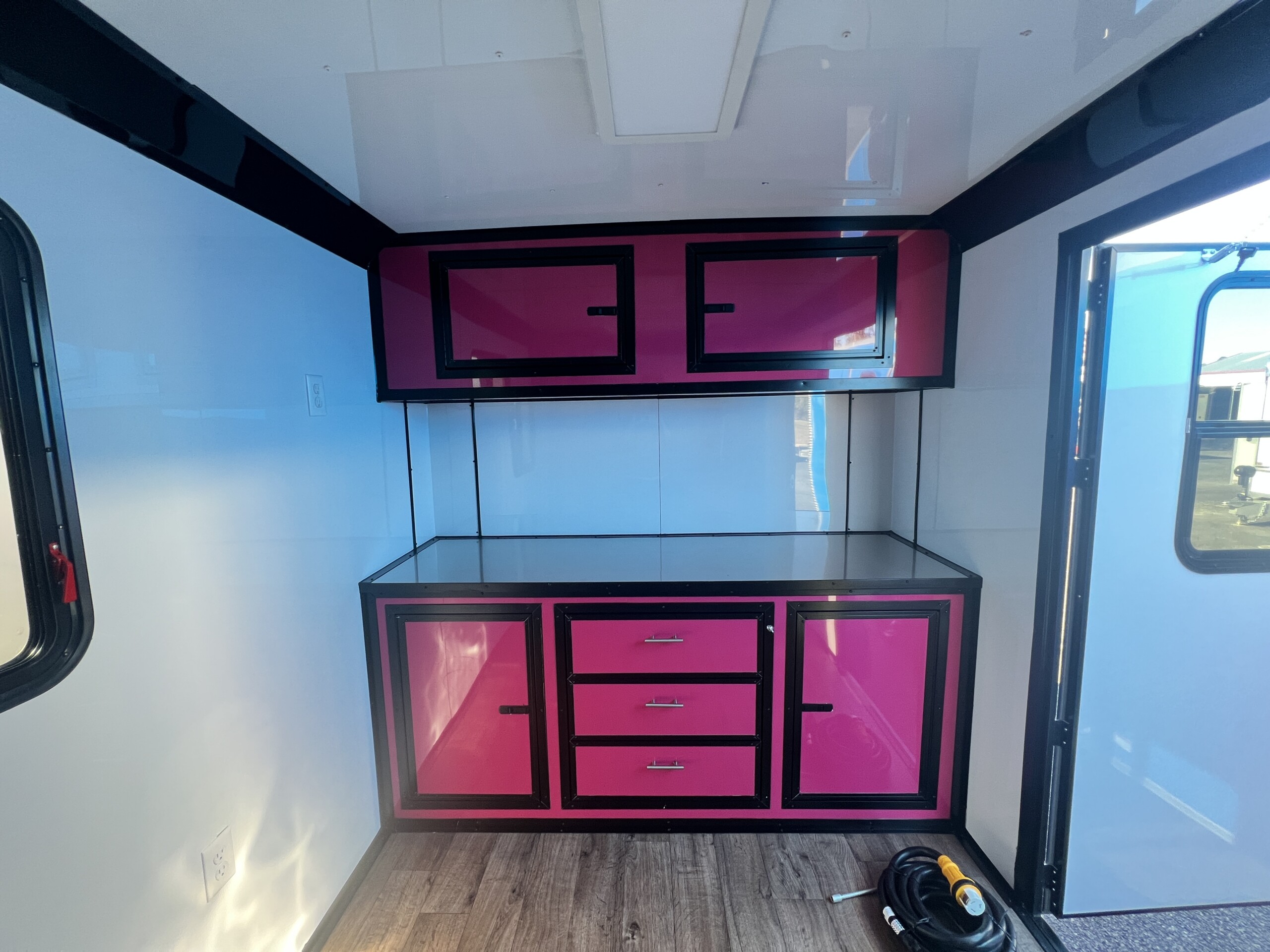 7 X 12 TA PET GROOMING TRAILER - GENESIS SERIES - Image 15