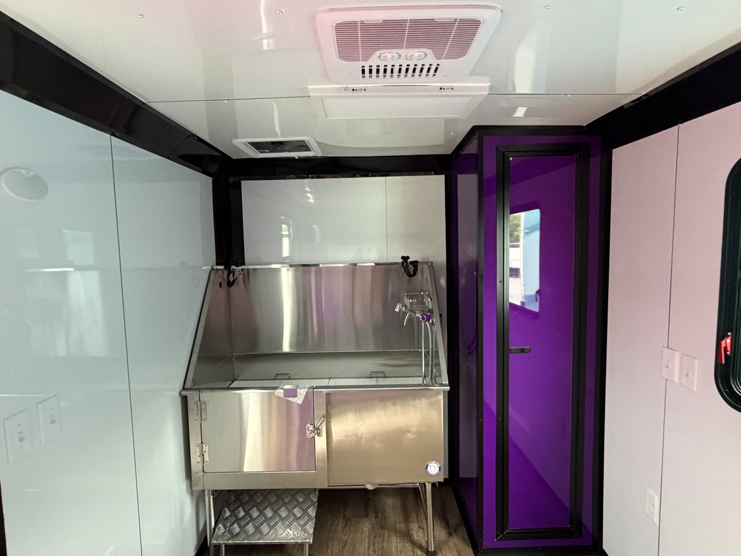 7x14 DOG GROOMING TRAILER - GENESIS SERIES | PURPLE - Image 7