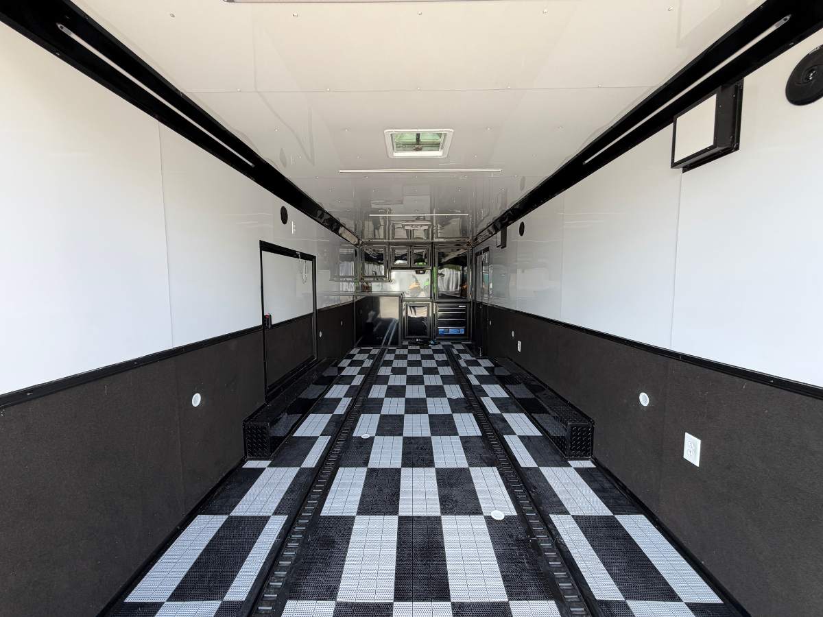 8.5 X 24 TA3 RACE CAR TRAILER - FREEDOM CARGO - Image 21