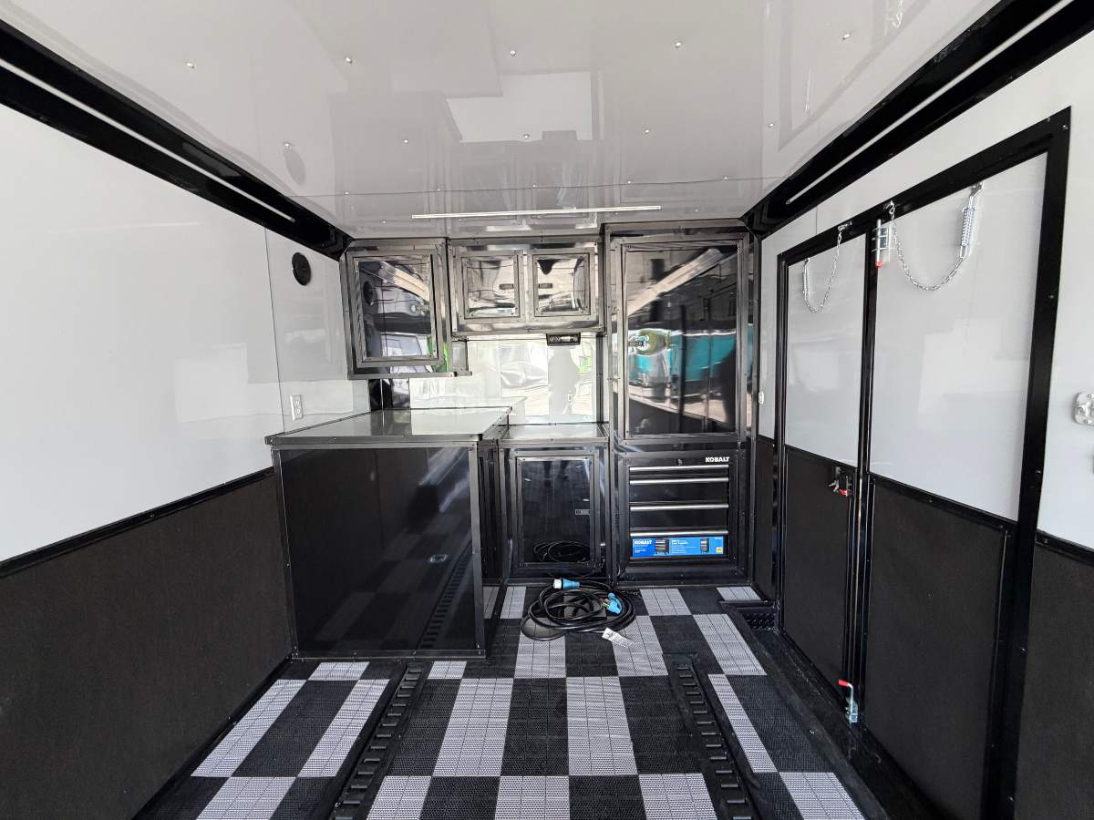 8.5 X 24 TA3 RACE CAR TRAILER - FREEDOM CARGO - Image 18