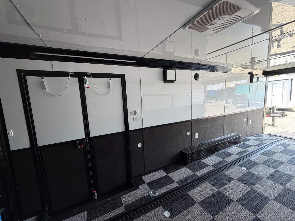 8.5 X 24 TA3 RACE CAR TRAILER - FREEDOM CARGO - Image 13