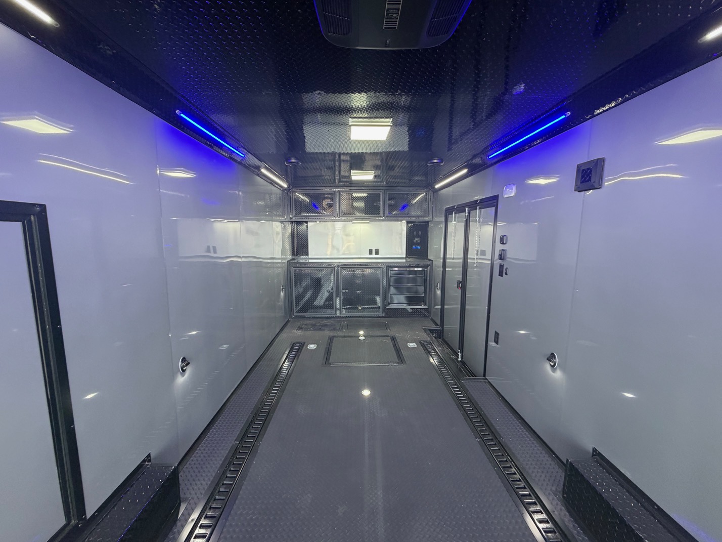 8.5 X 28TA RACE TRAILER | LOADED & RACE READY - Image 16