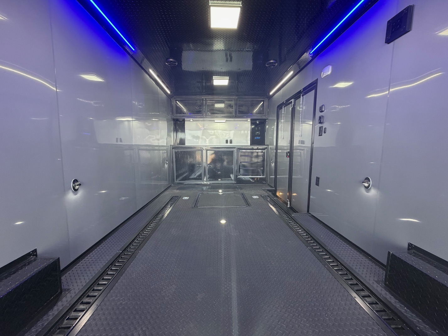 8.5 X 28TA RACE TRAILER | LOADED & RACE READY - Image 20