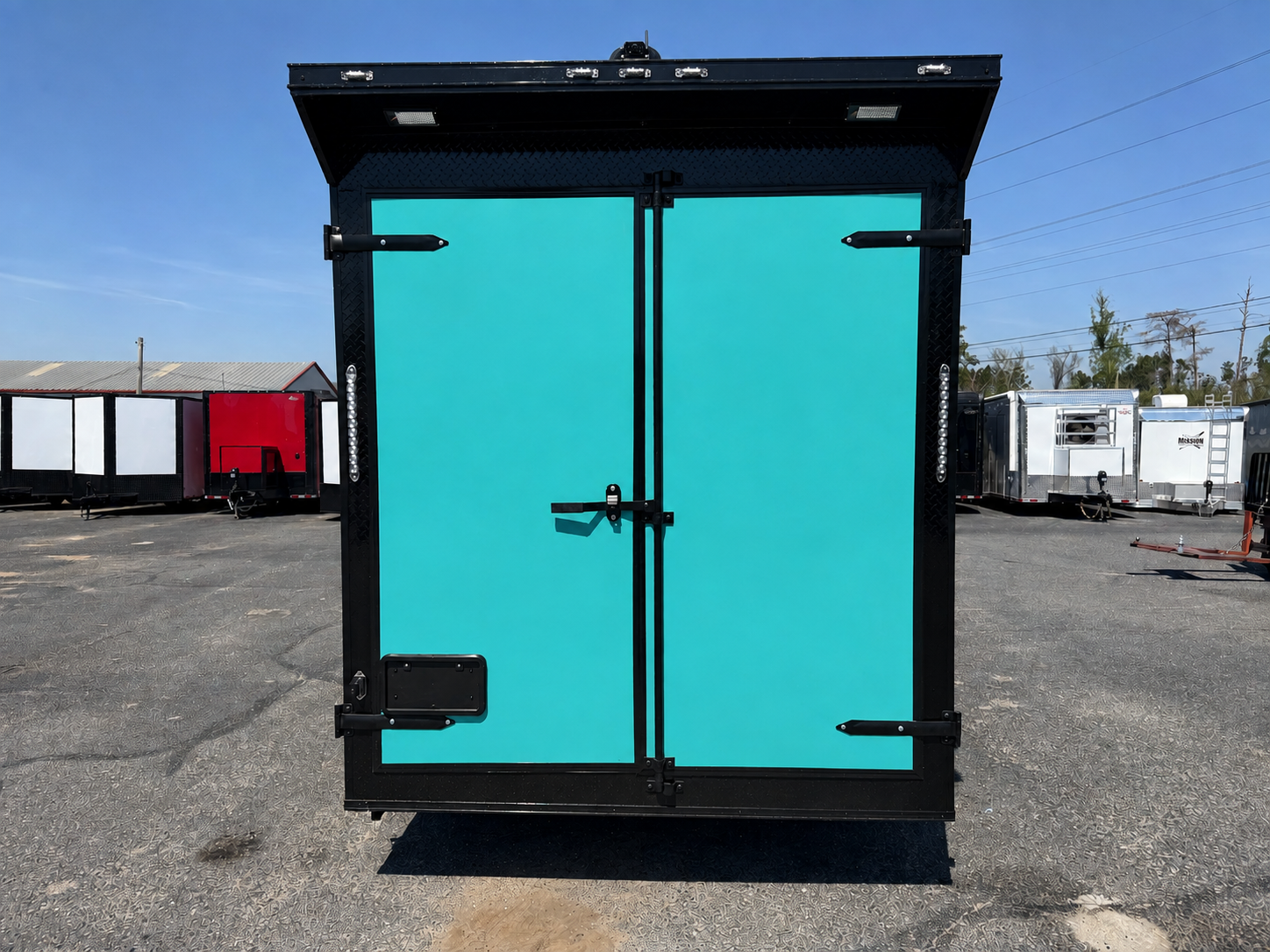 7X14 Legacy Series Mobile Grooming Trailer - Battery Powered - Image 5