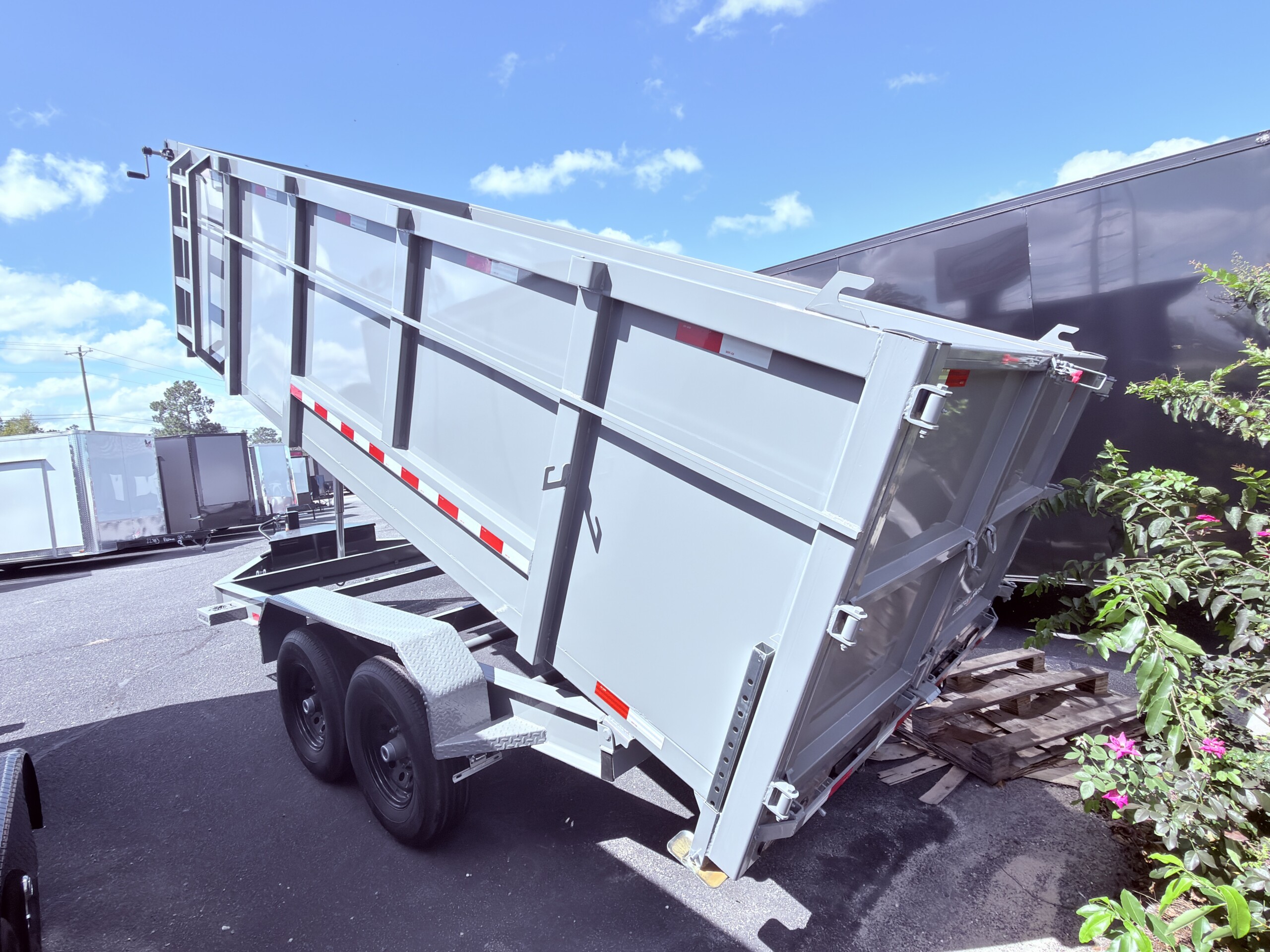 NEW 7 X 16 X 4 Telescopic Dump Trailer - SCRATCH & DENT - Image 3