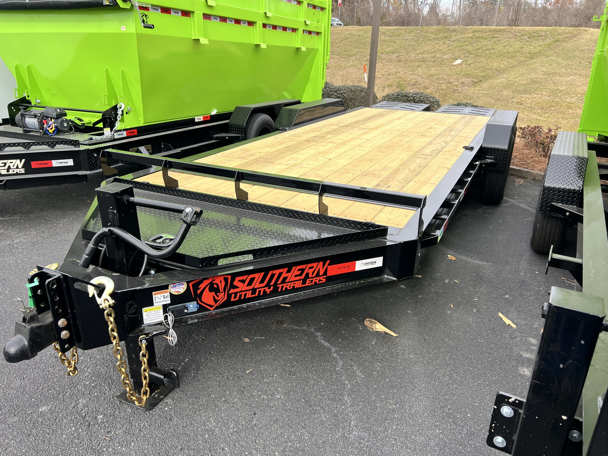 Southern Utility 7x20 14K Tandem Axle Equipment Trailer - Black - Image 5