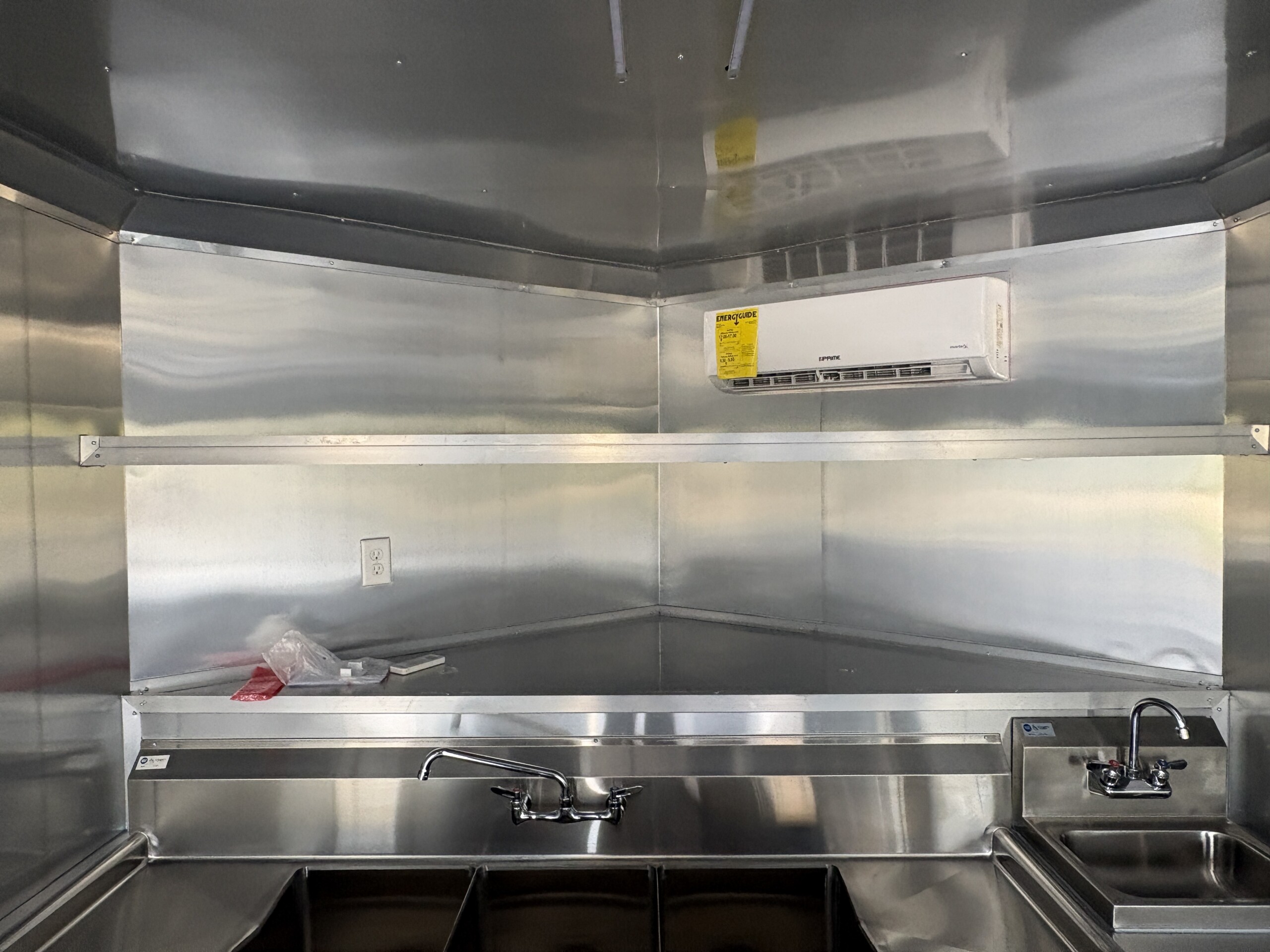 9×16 Concession Trailer photo 7