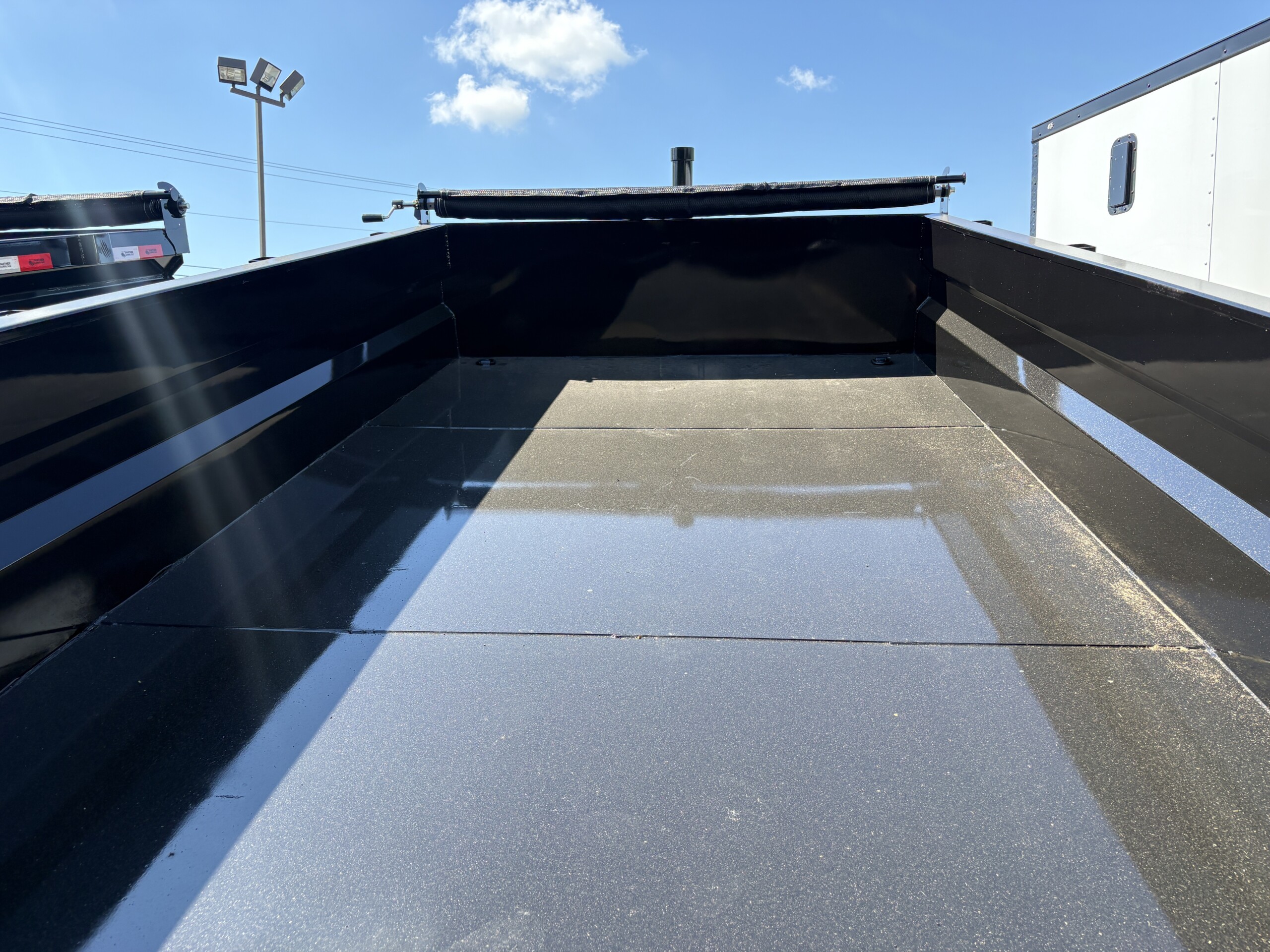 Panther Cargo 7x14 14K Dump Trailer with 2' Sides - Image 5